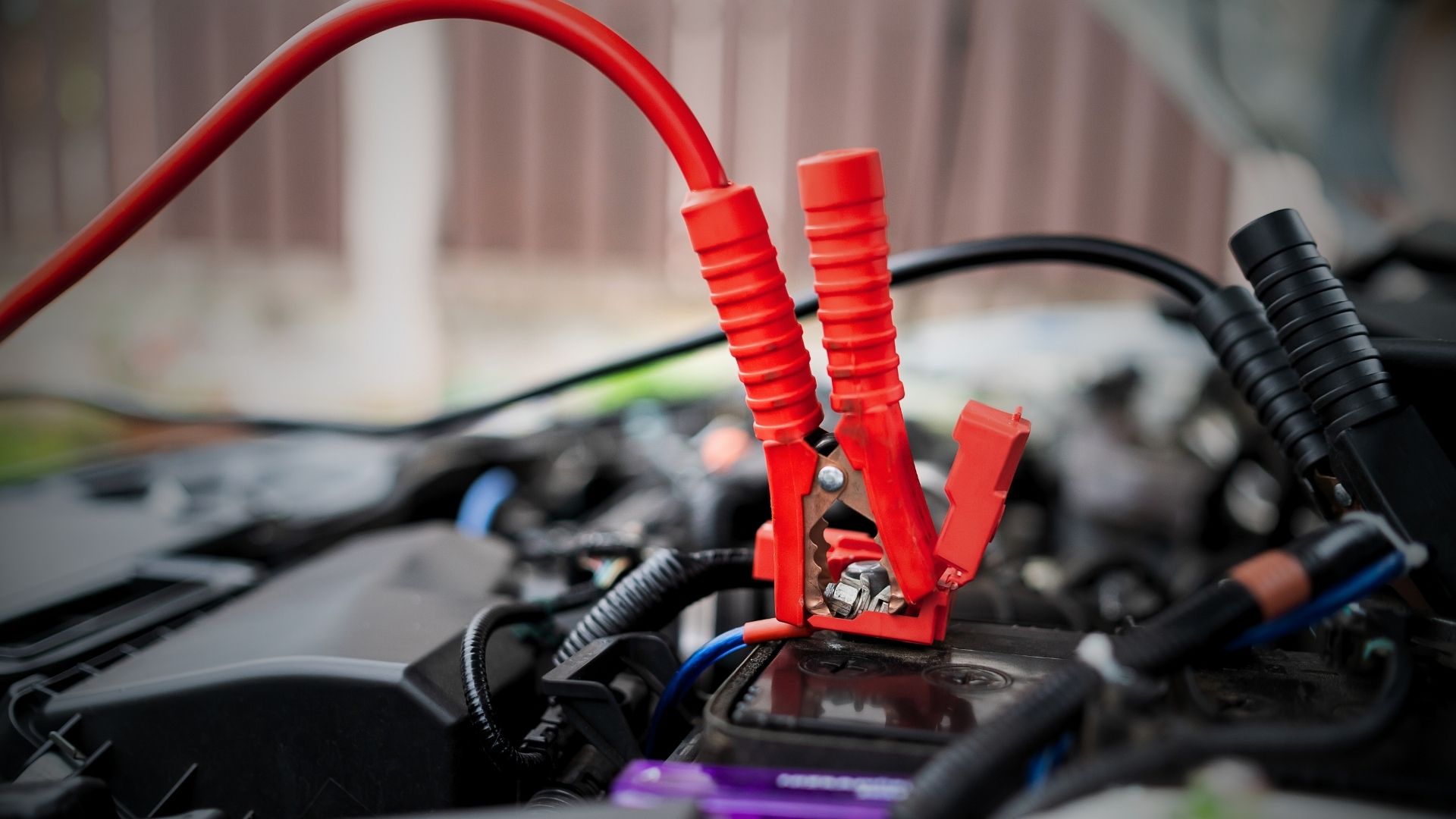 Technician providing jump start service in Philadelphia